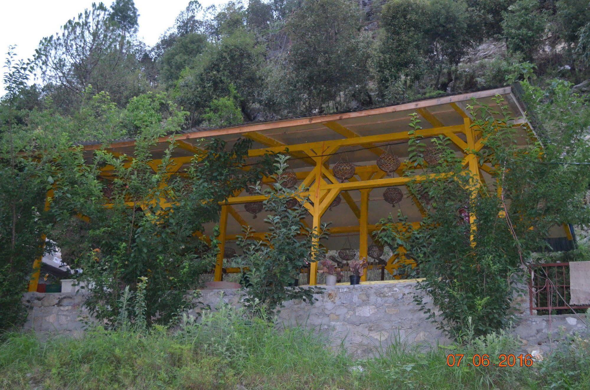 Kafal Resort Nainital Exterior foto